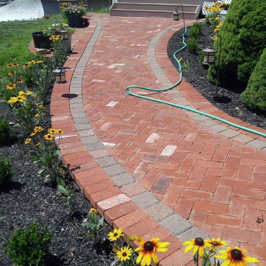 Desain Paving Brick untuk Taman