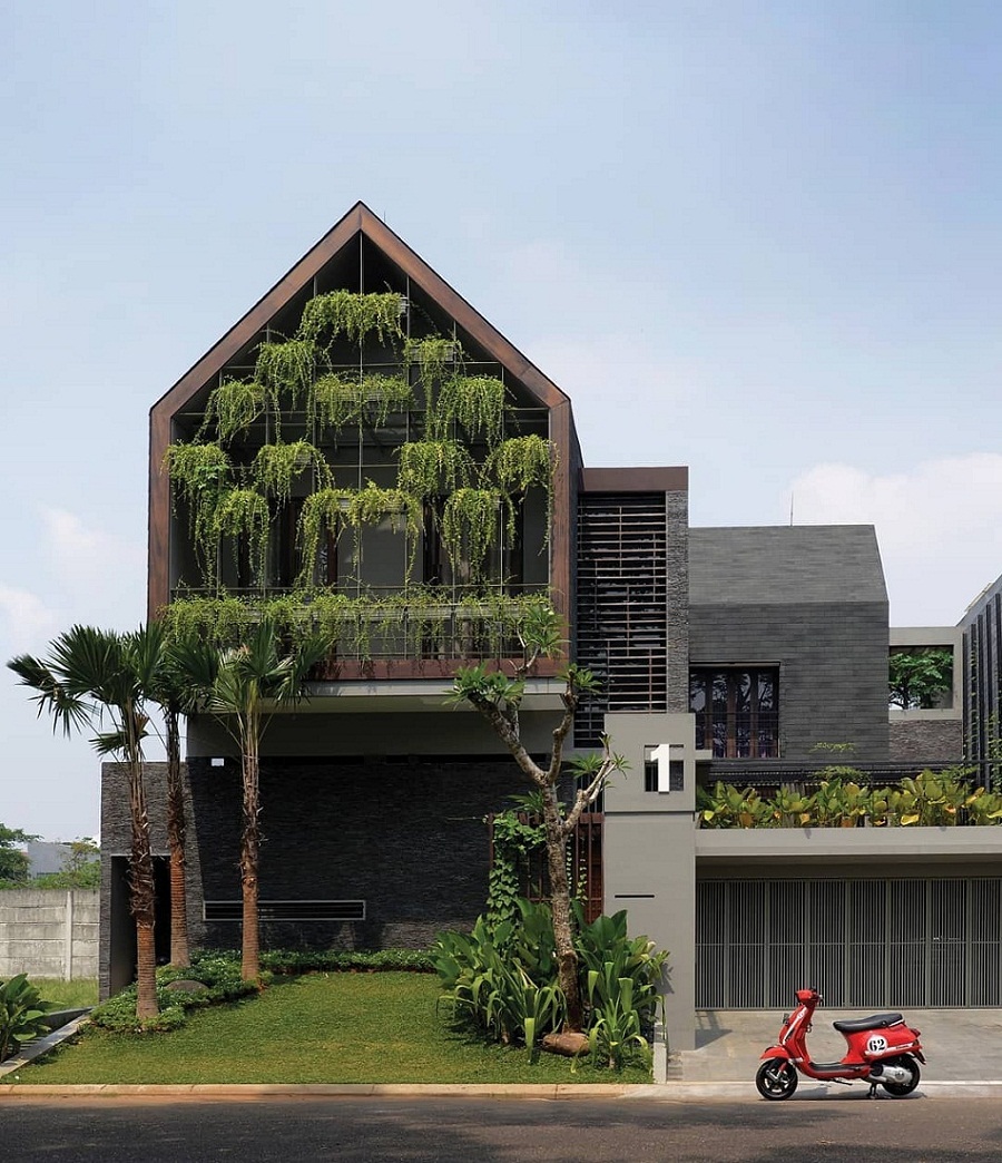 Rumah Minimalis 2 Lantai dengan Taman Gantung