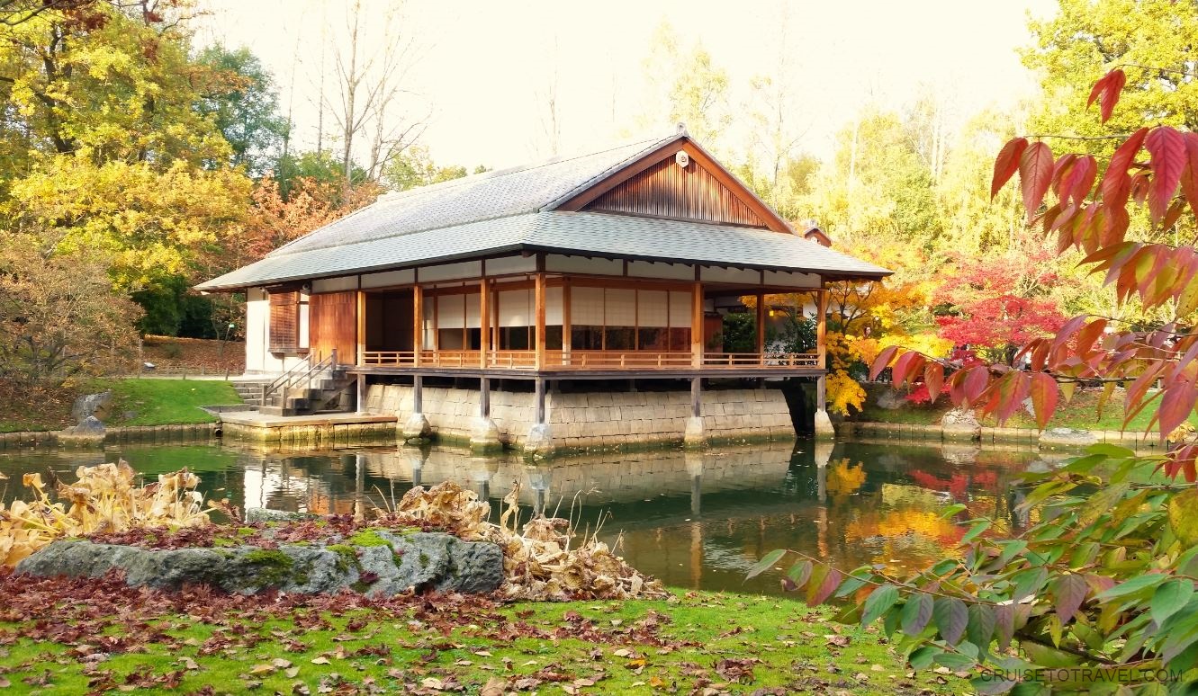 Desain Rumah Bambu Sederhana Di Desa