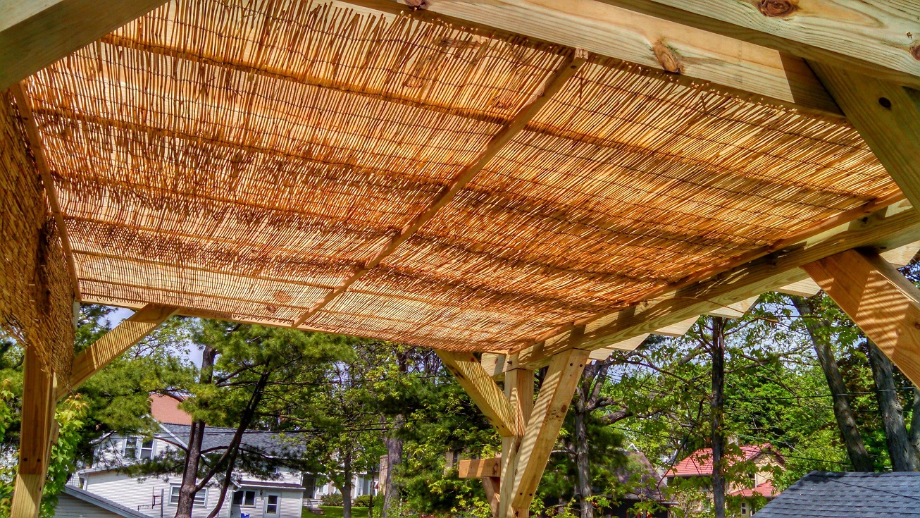 Kanopi Kayu Kombinasi Bambu