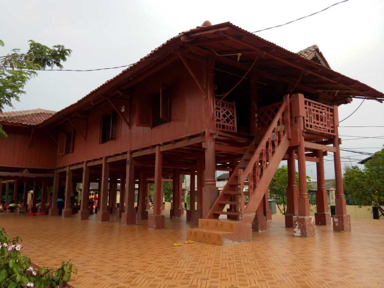 Rumah Panggung Betawi