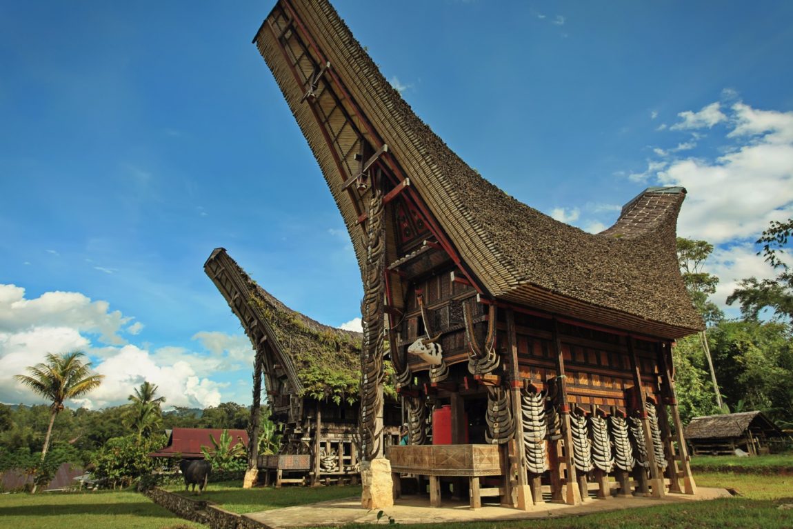 Rumah adat Sulawesi Selatan Tongkonan